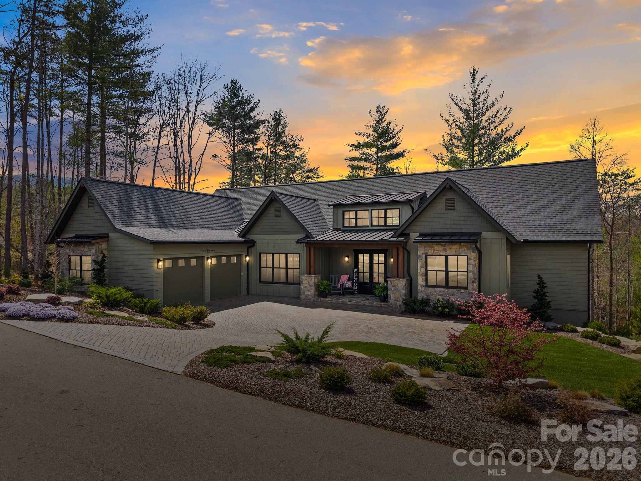 157 Riverbend Forest Drive — Asheville
