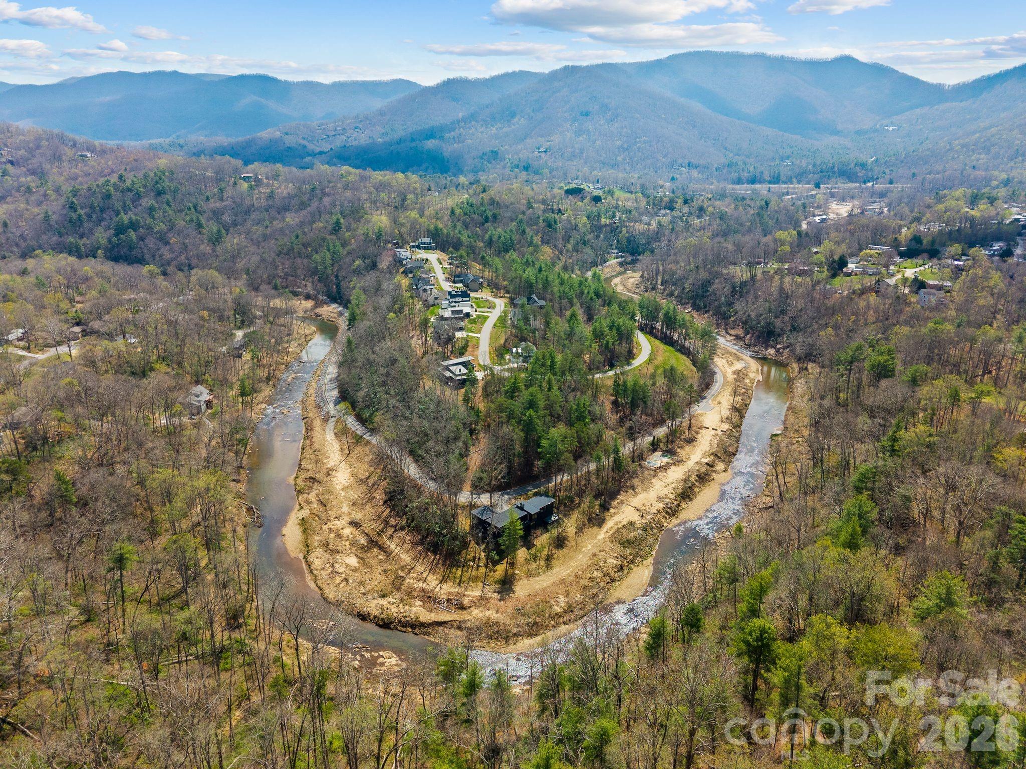 157 Riverbend Forest Drive — Asheville