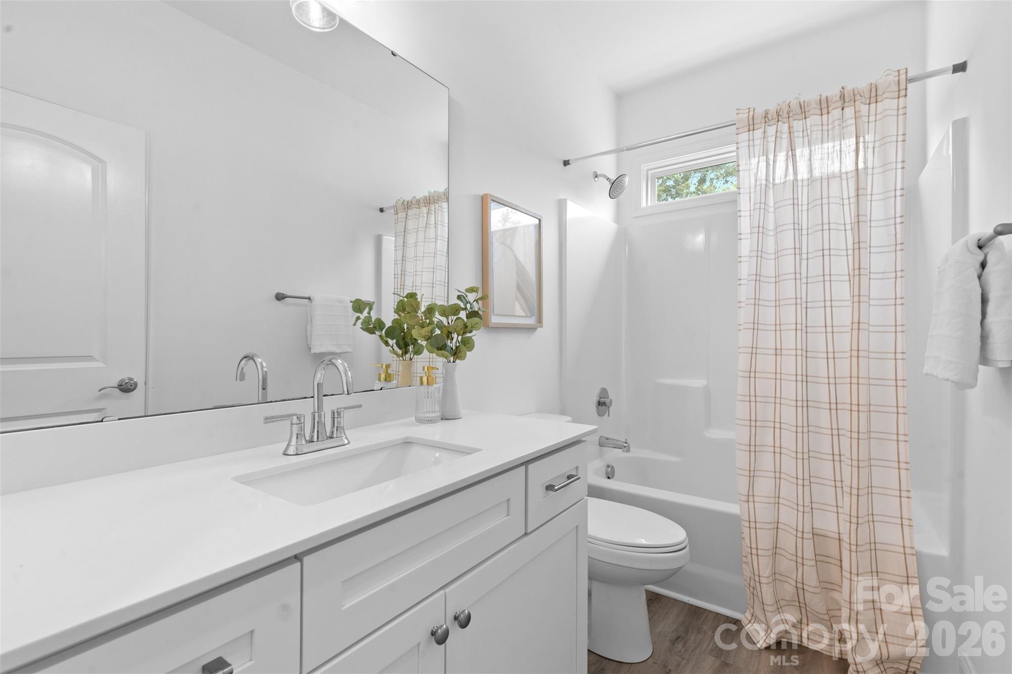 5200 Lancaster Highway — Monroe