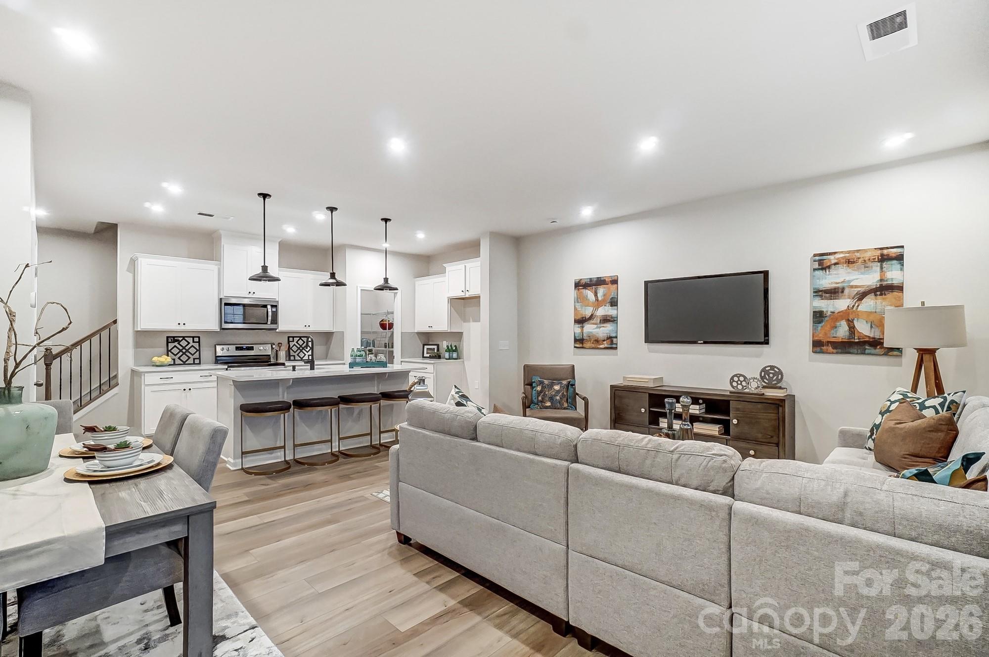 3839 Cheyney Park Drive — Charlotte