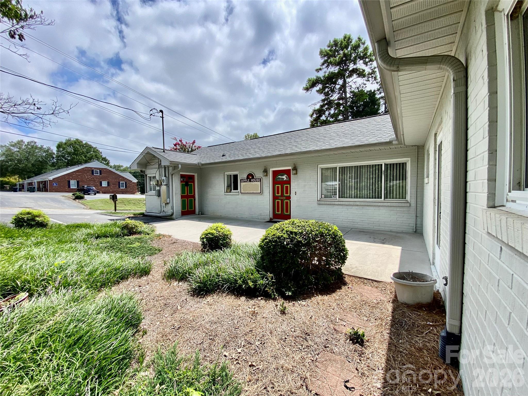 400 Statesville Boulevard — Salisbury