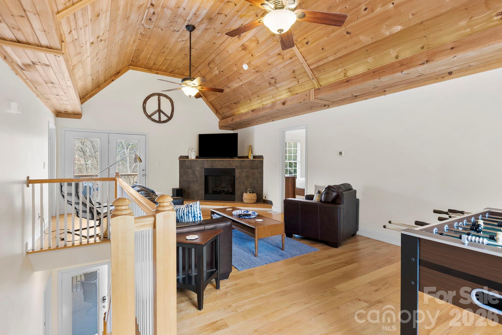 342 Old Haw Creek Road — Asheville