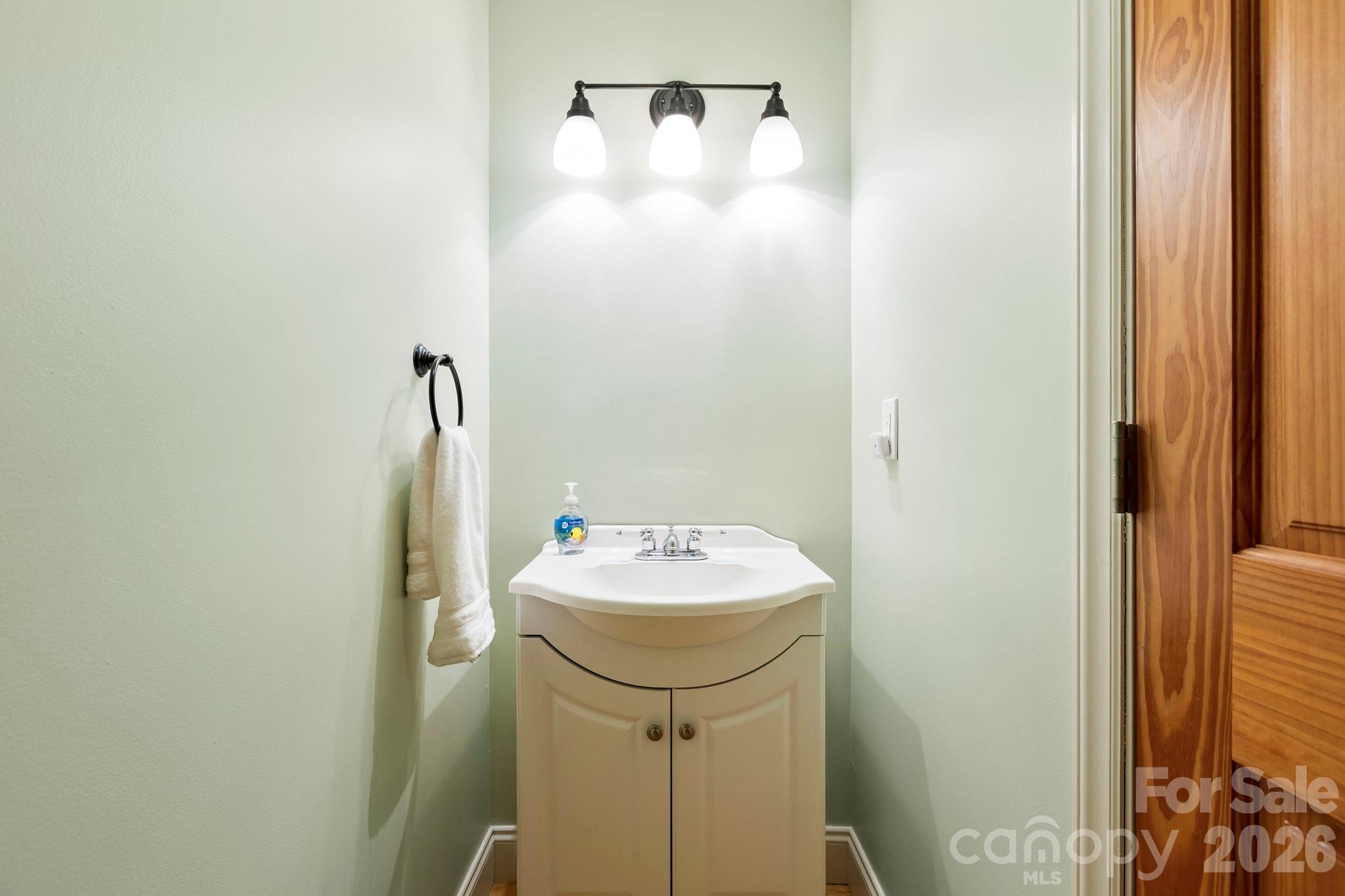 342 Old Haw Creek Road — Asheville