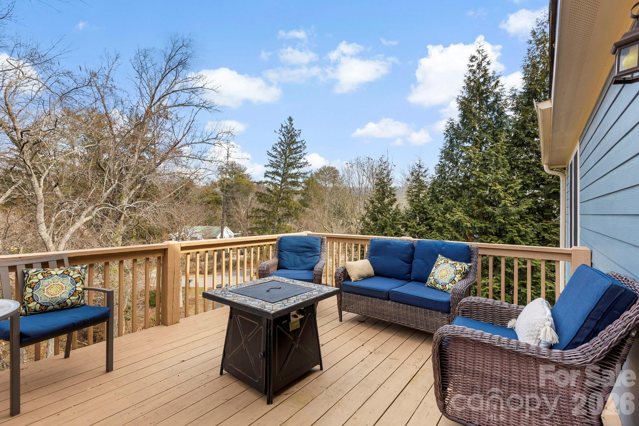342 Old Haw Creek Road — Asheville