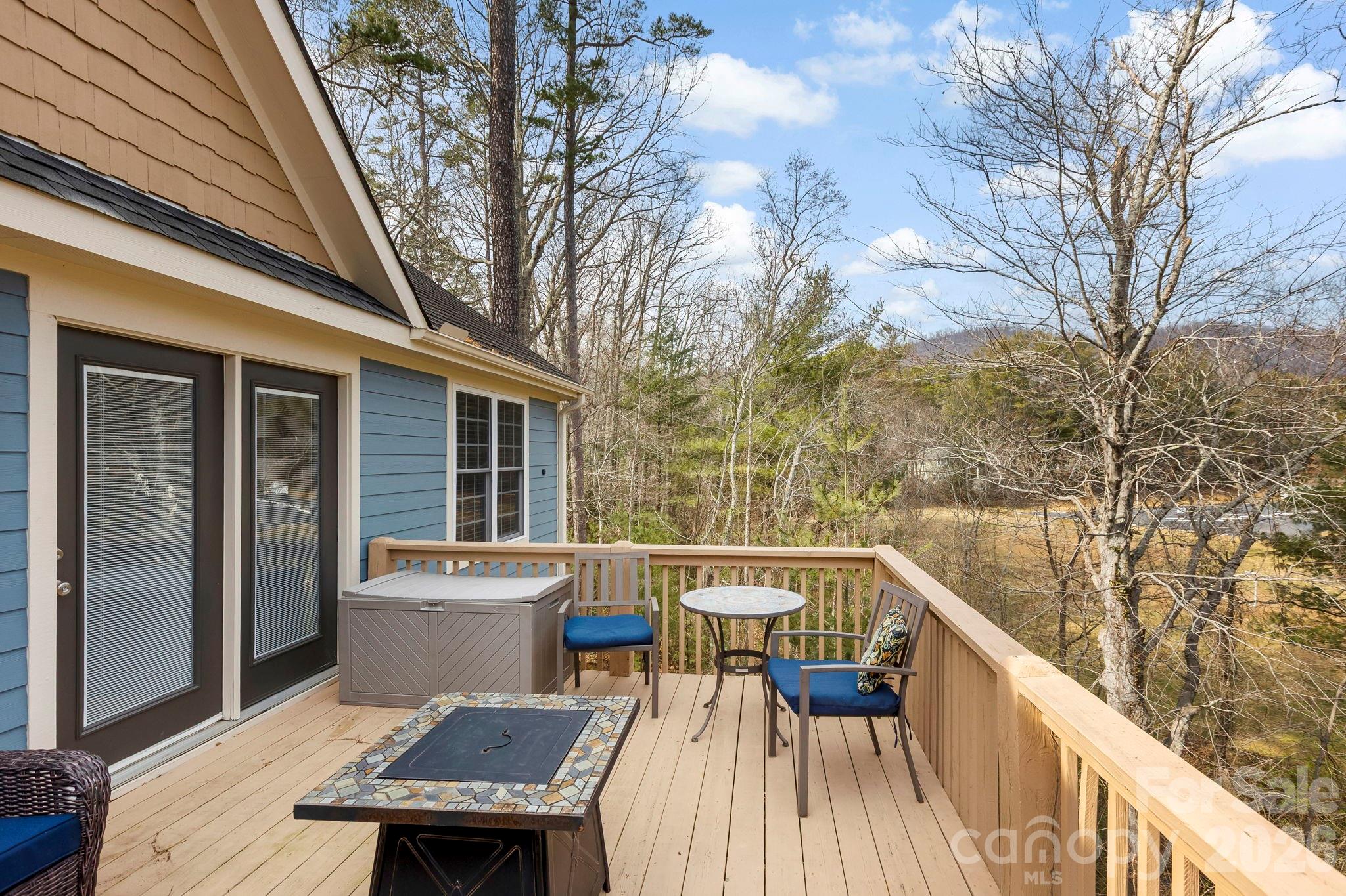 342 Old Haw Creek Road — Asheville