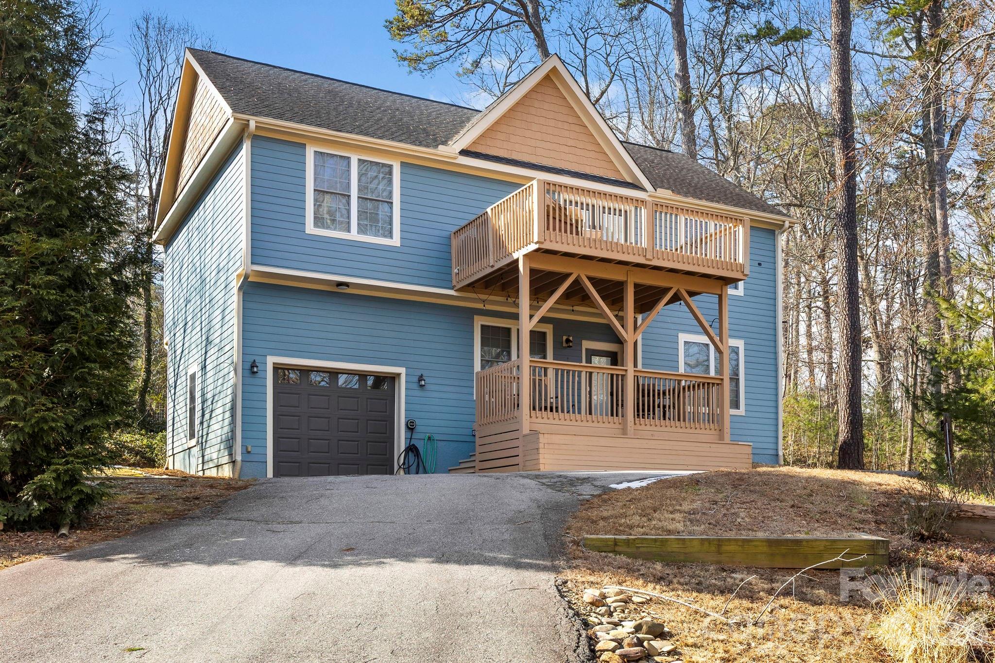 342 Old Haw Creek Road — Asheville