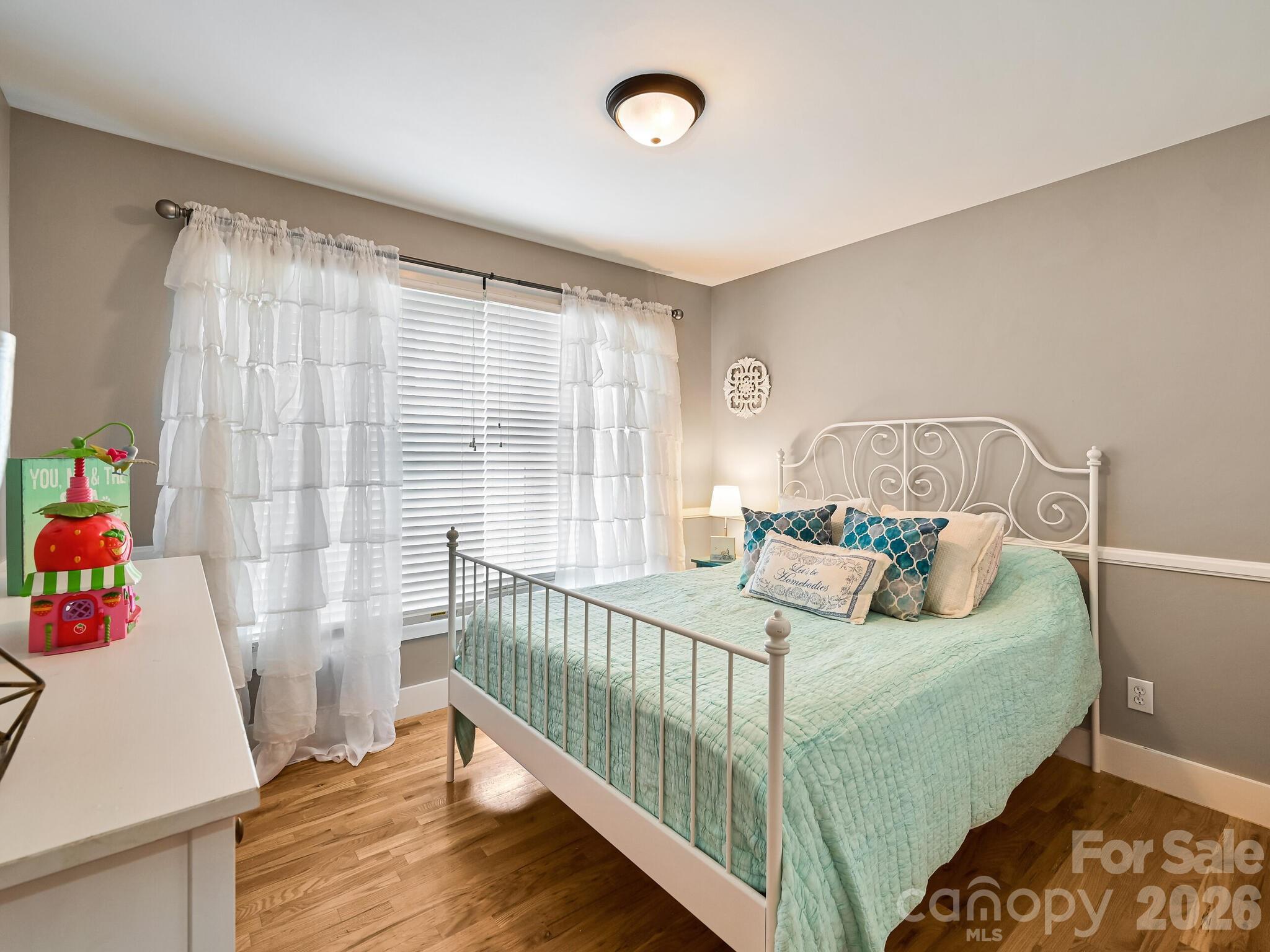 1645 Ivy Hill Road — Marshall