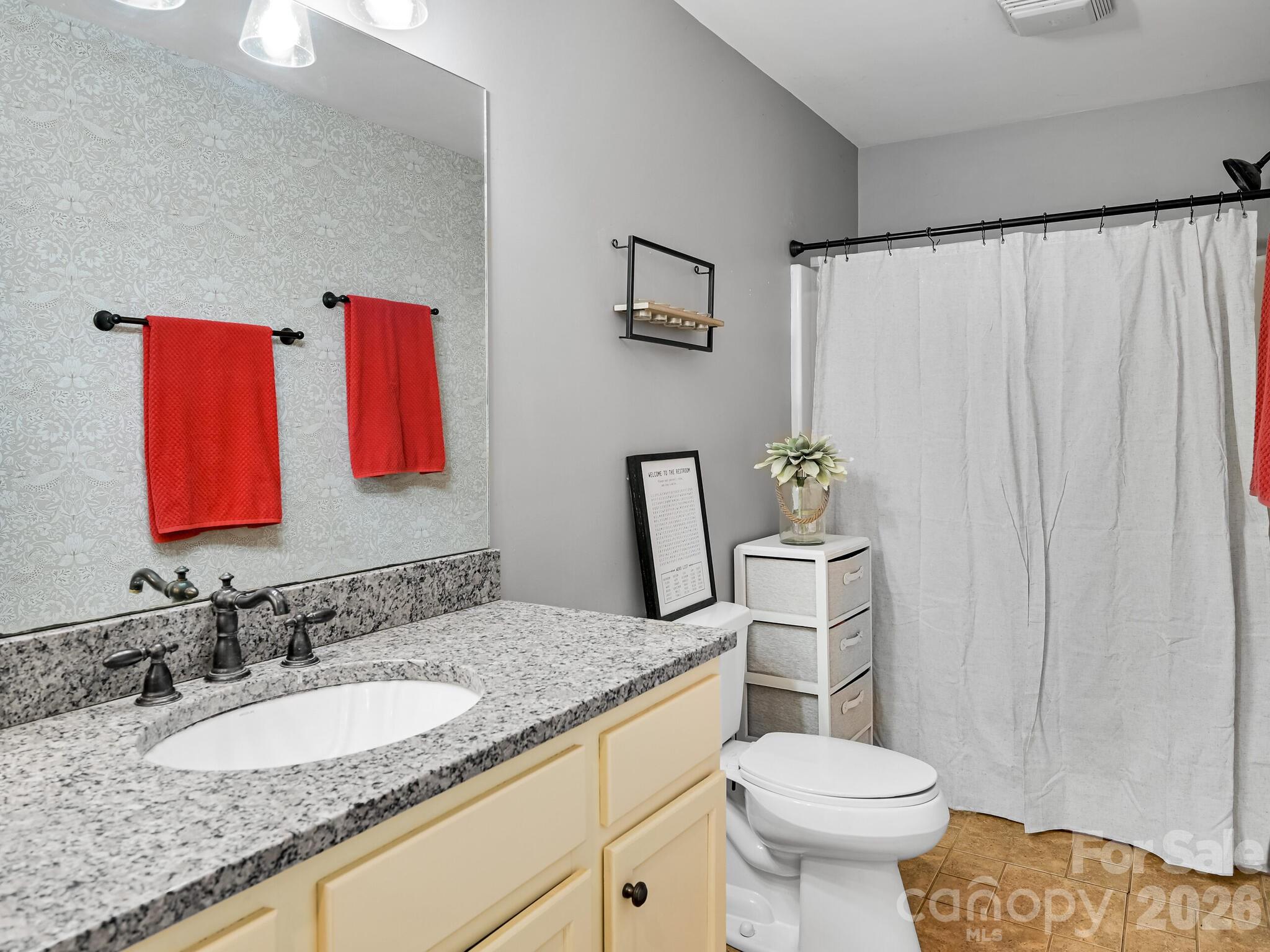 1645 Ivy Hill Road — Marshall