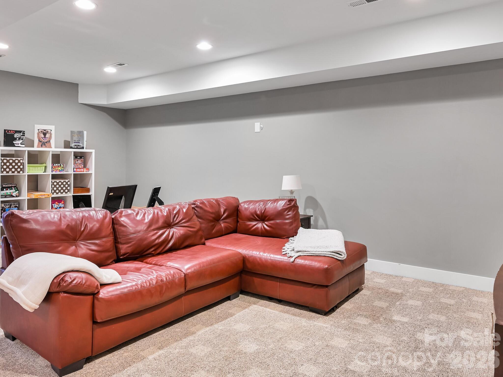 1645 Ivy Hill Road — Marshall