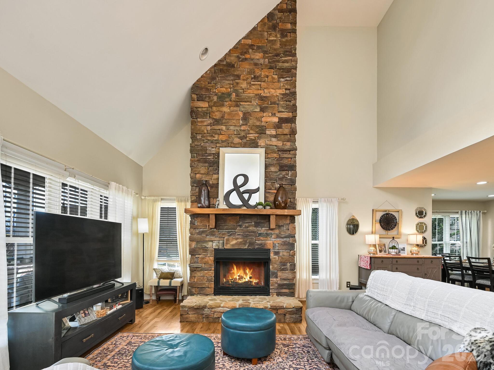 1645 Ivy Hill Road — Marshall