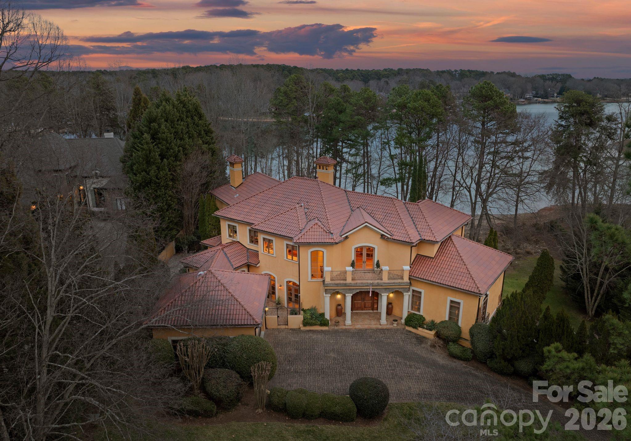 201 Brawley Harbor Place — Mooresville