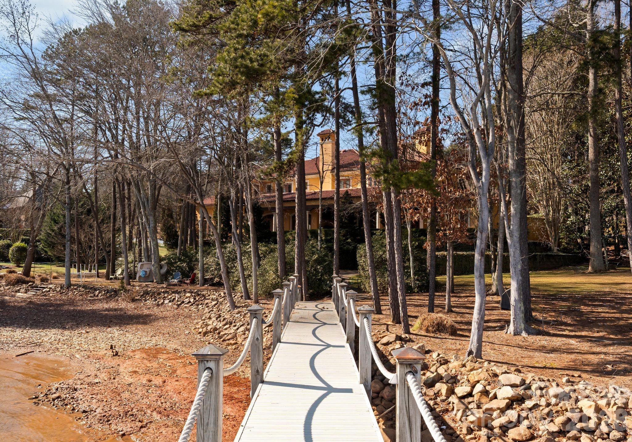201 Brawley Harbor Place — Mooresville