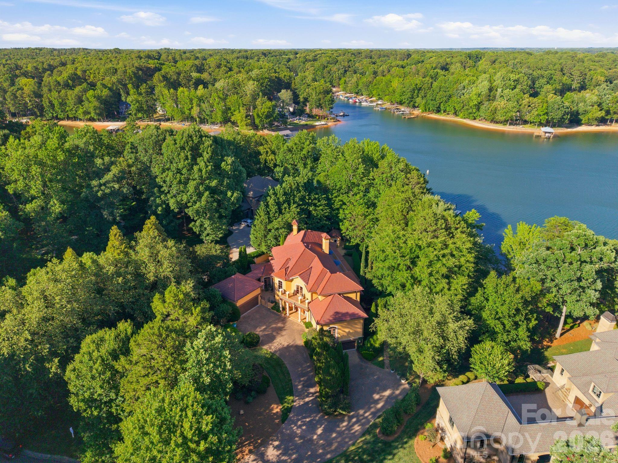 201 Brawley Harbor Place — Mooresville