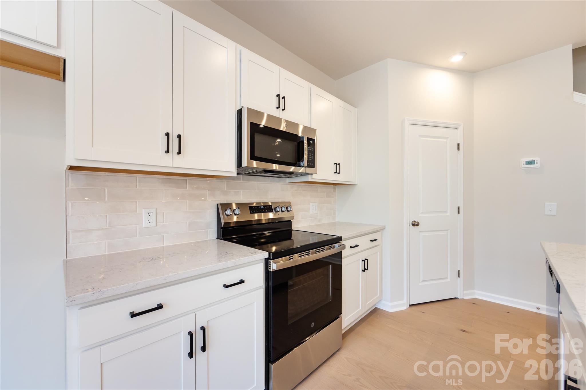 6005 Longar Lane — Charlotte