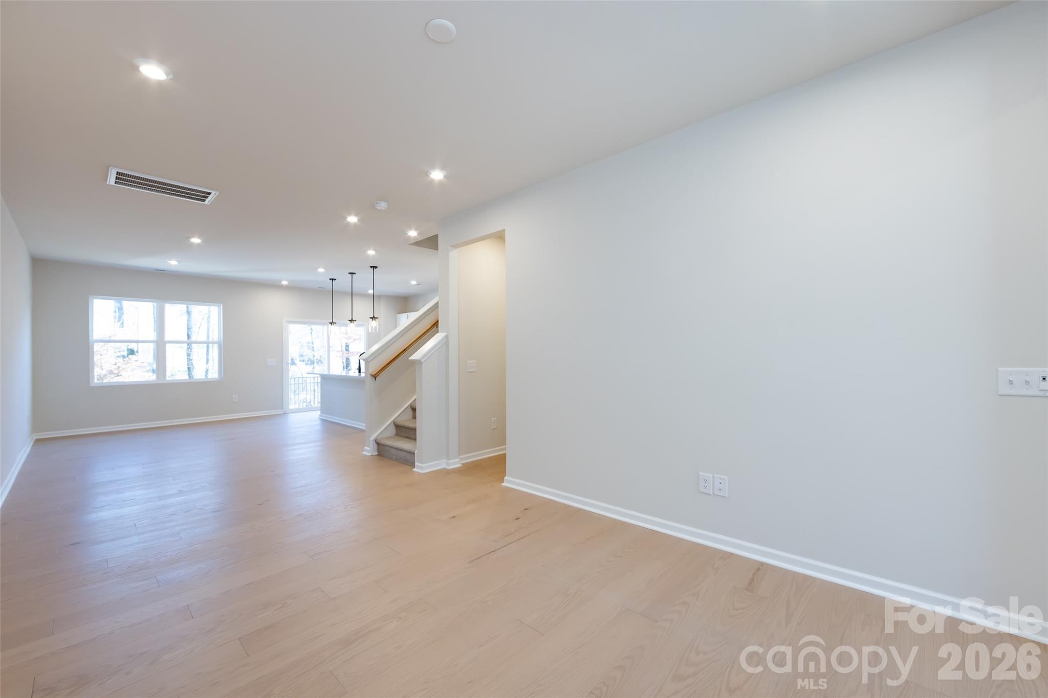 6005 Longar Lane — Charlotte