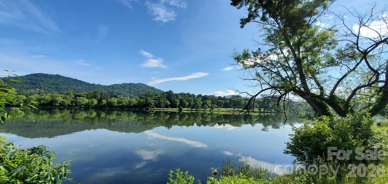 8 Midland Drive — Asheville