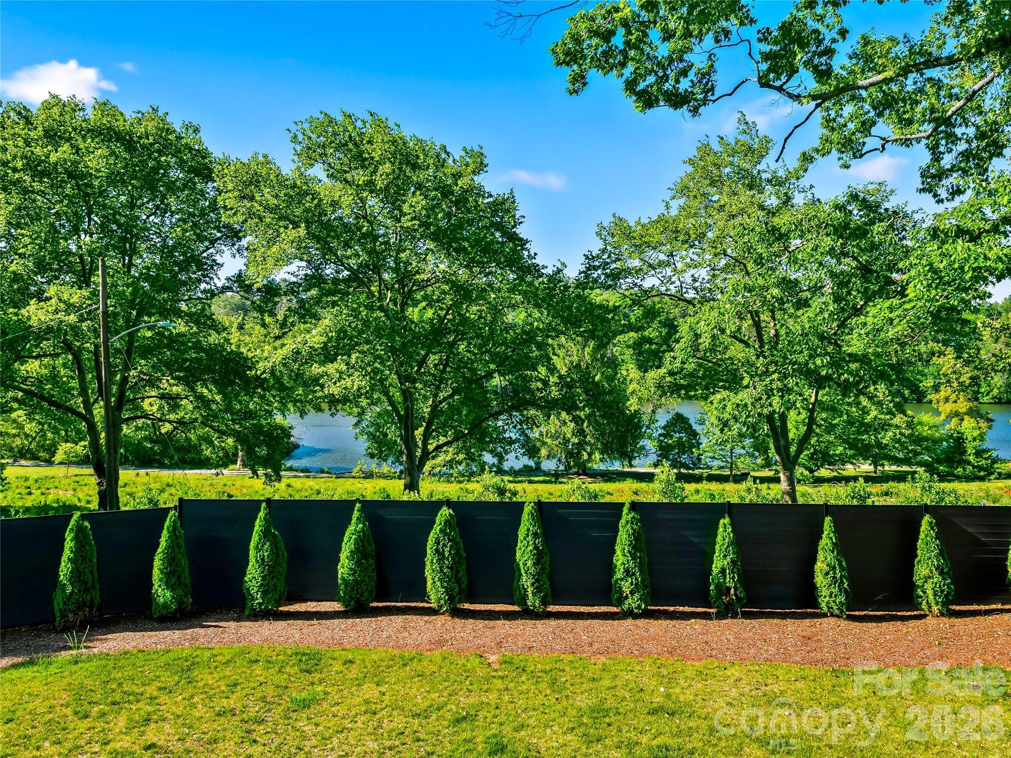 8 Midland Drive — Asheville