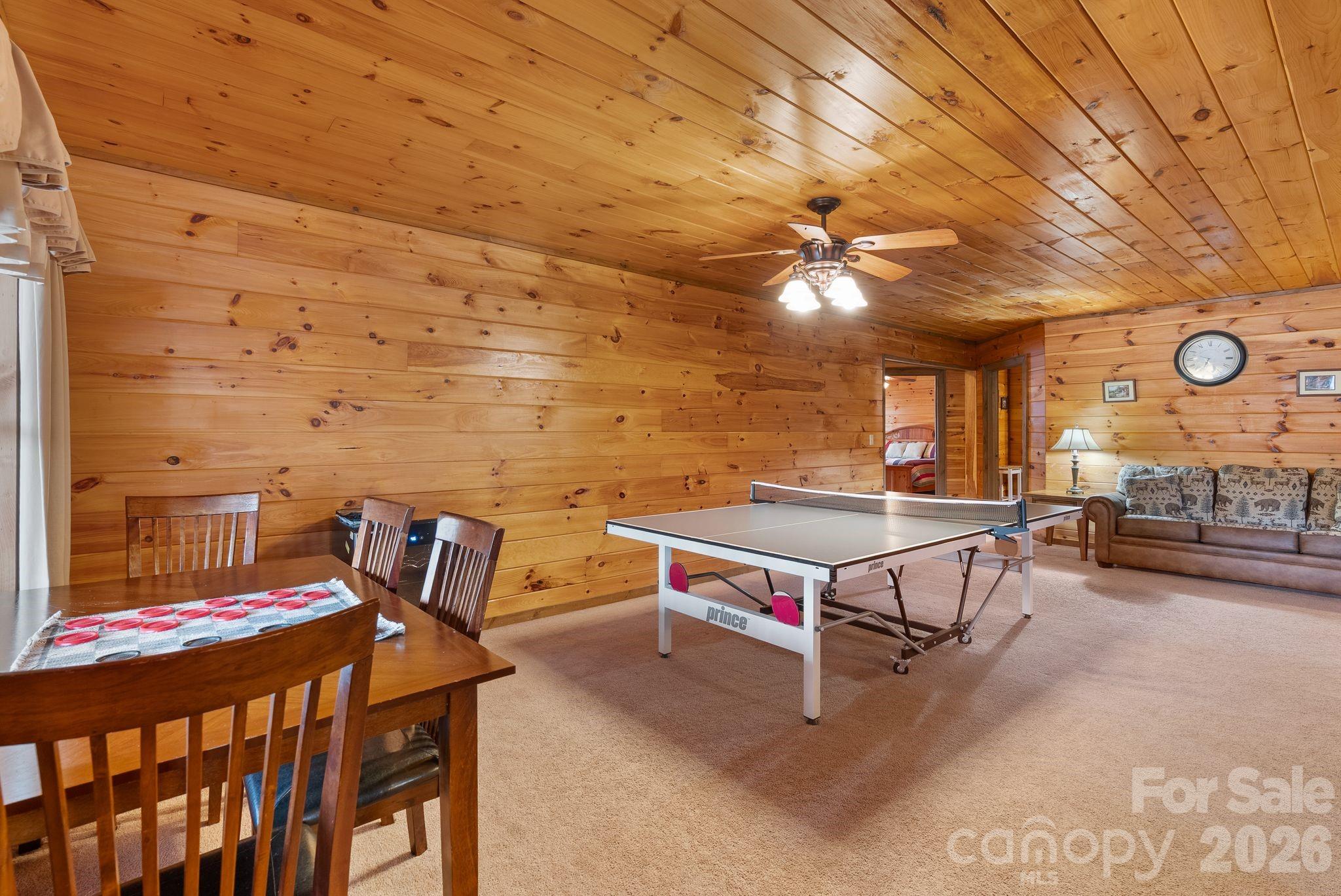 264 Moonbeam Lane — Clyde