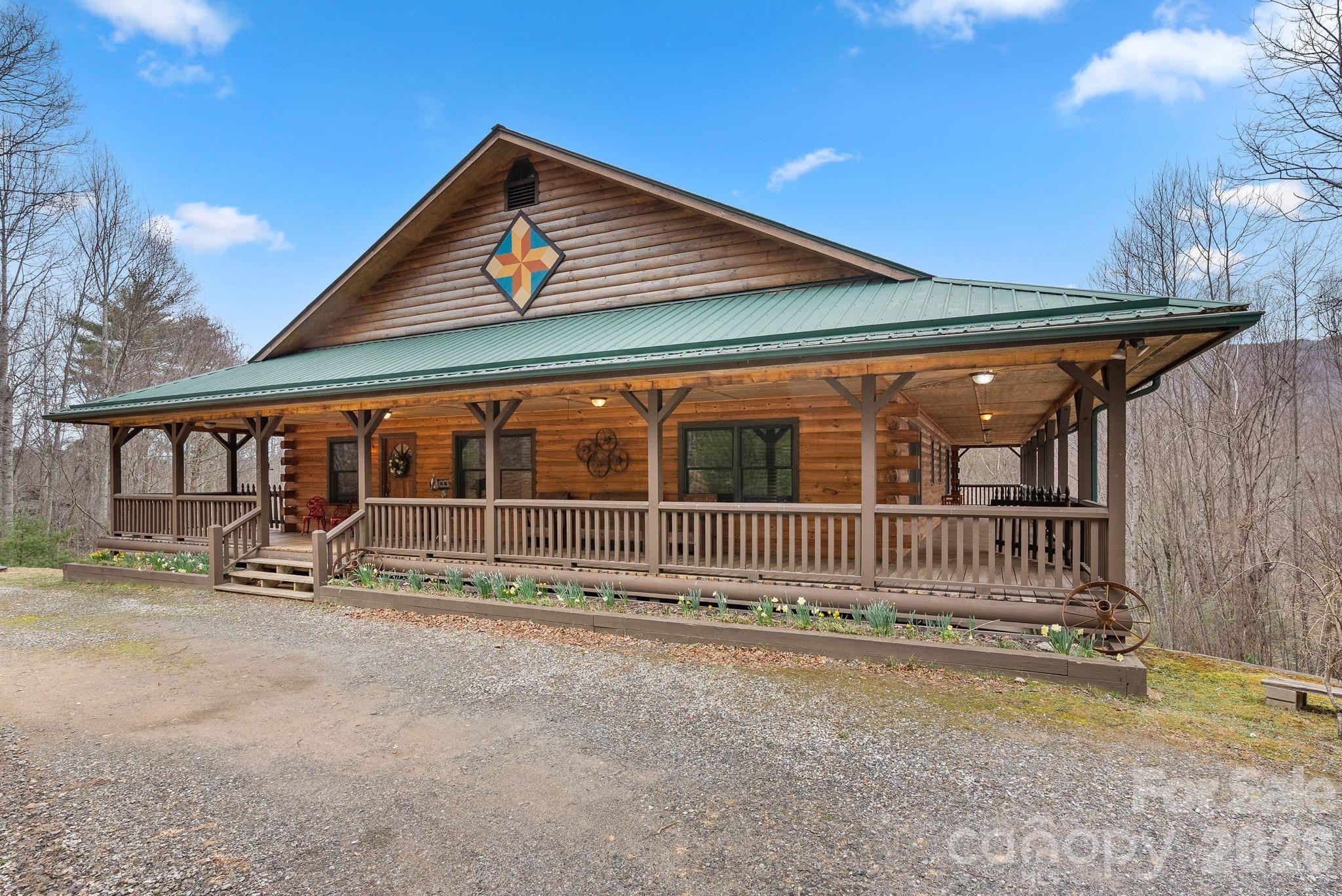 264 Moonbeam Lane — Clyde