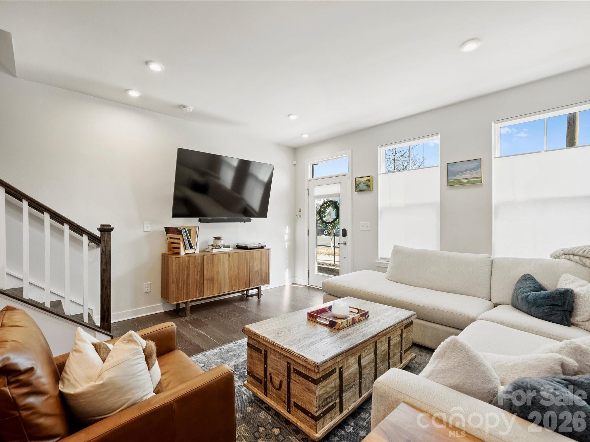 4746 Chastain Avenue — Charlotte