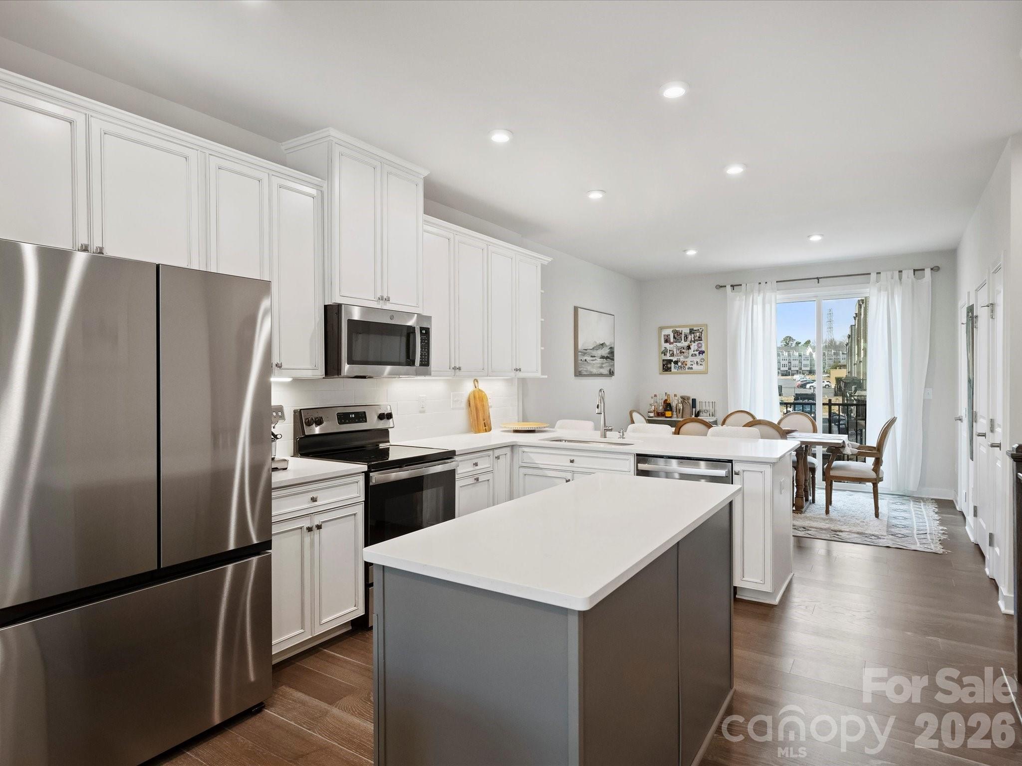4746 Chastain Avenue — Charlotte