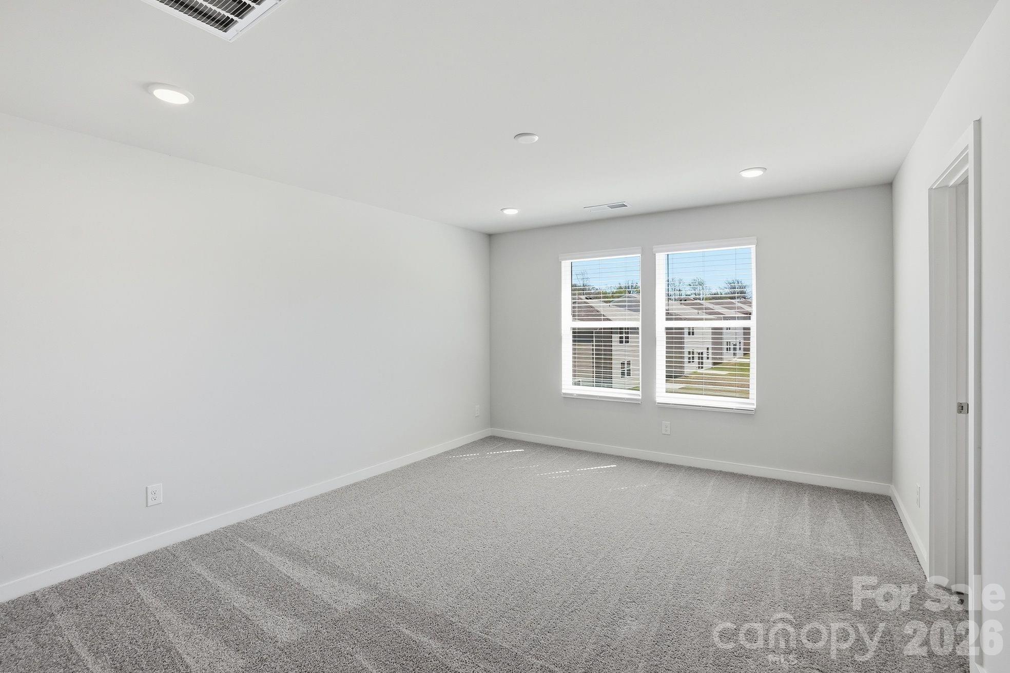 208 Bezelle Avenue — York