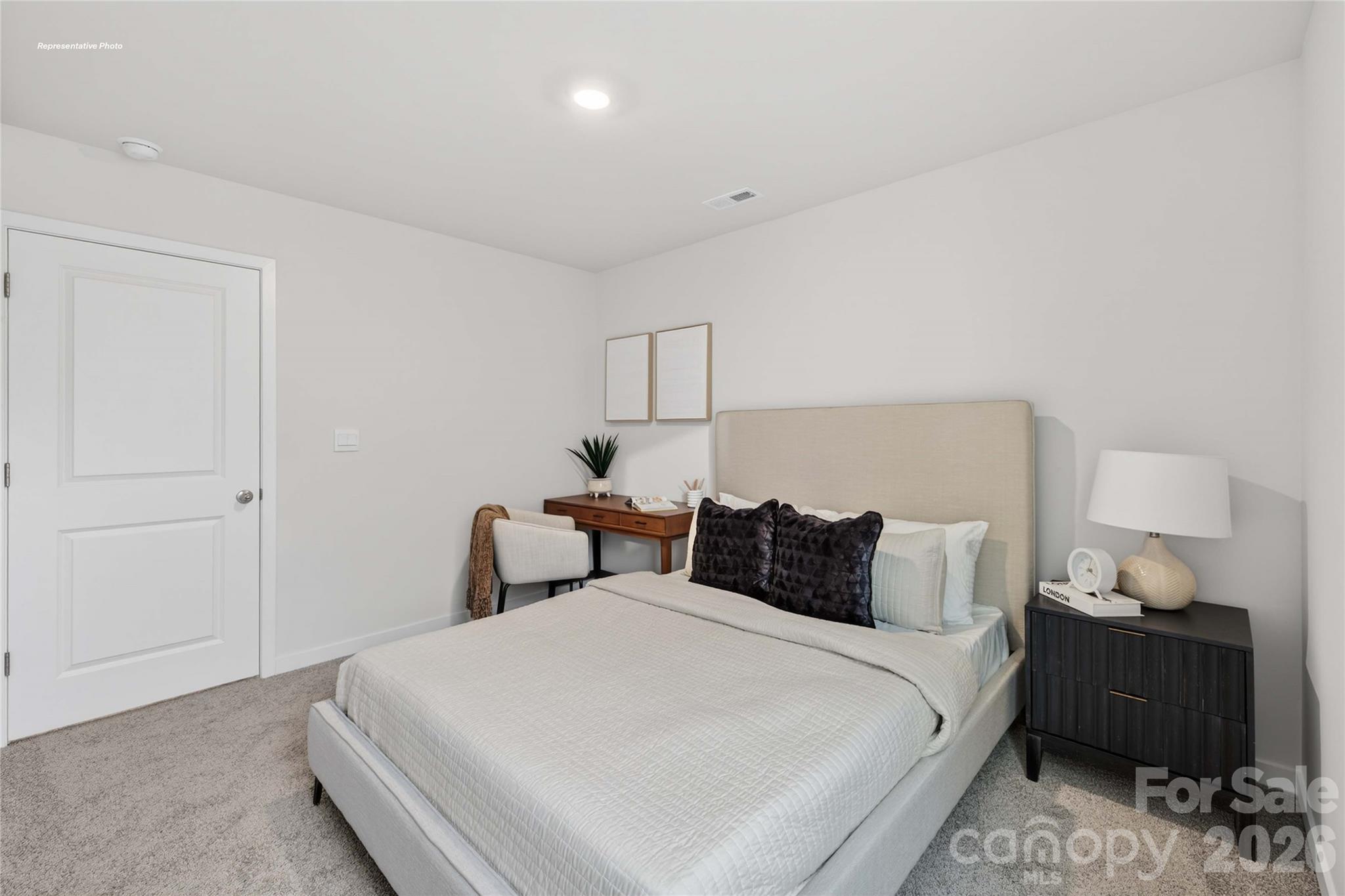 760 14th Avenue Court NE — Hickory