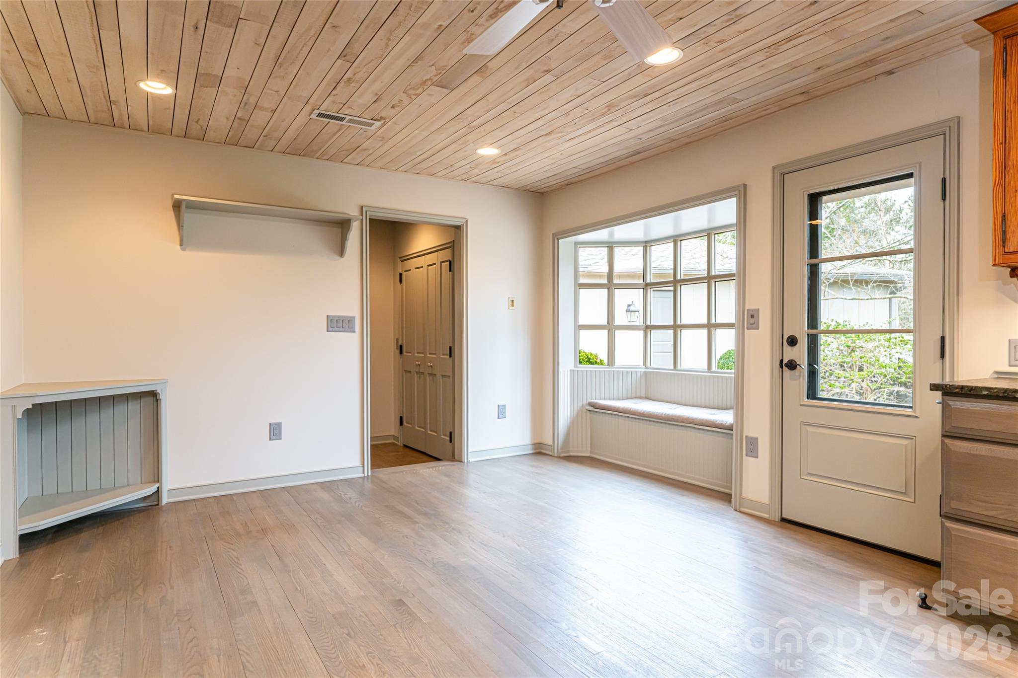 21 Pine Tree Circle — Asheville