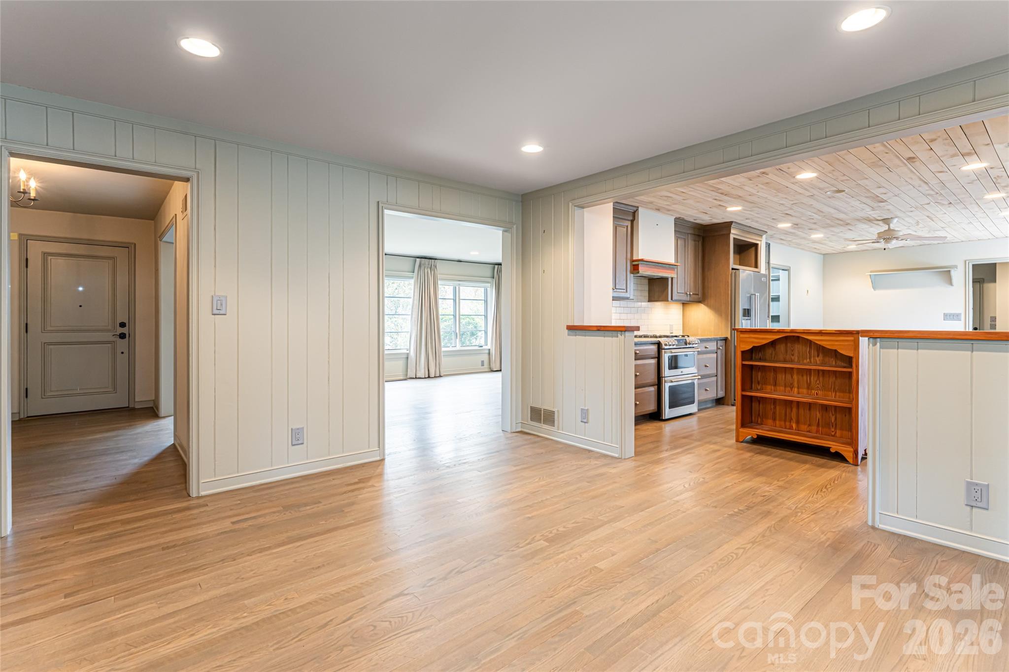 21 Pine Tree Circle — Asheville