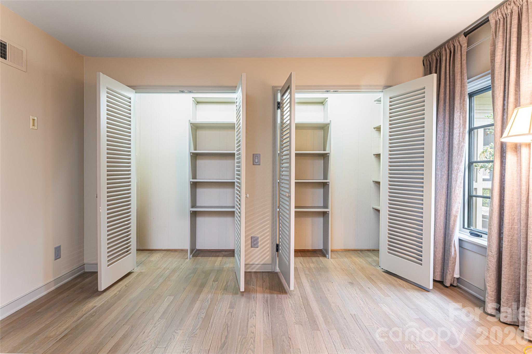 21 Pine Tree Circle — Asheville
