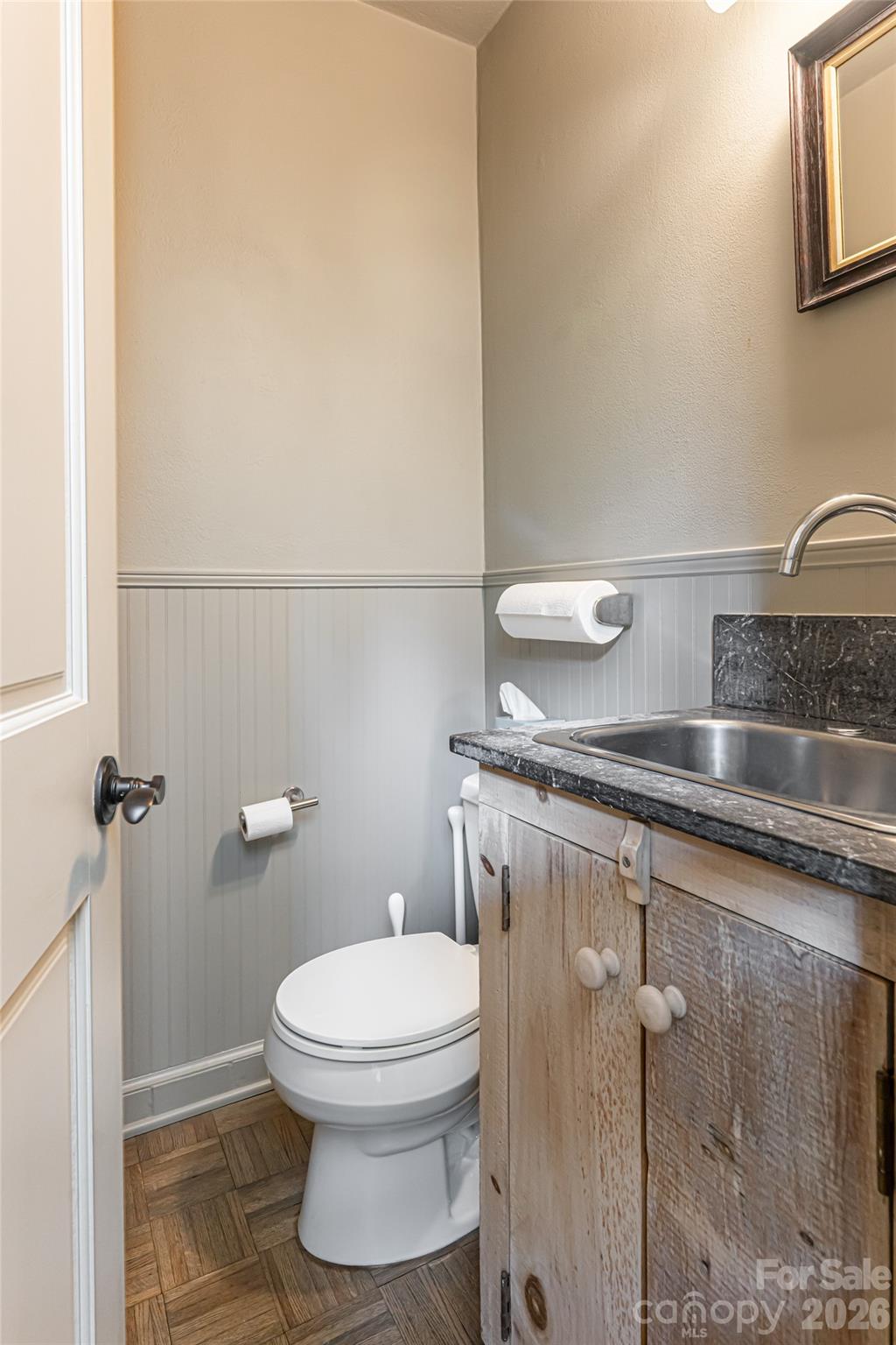 21 Pine Tree Circle — Asheville