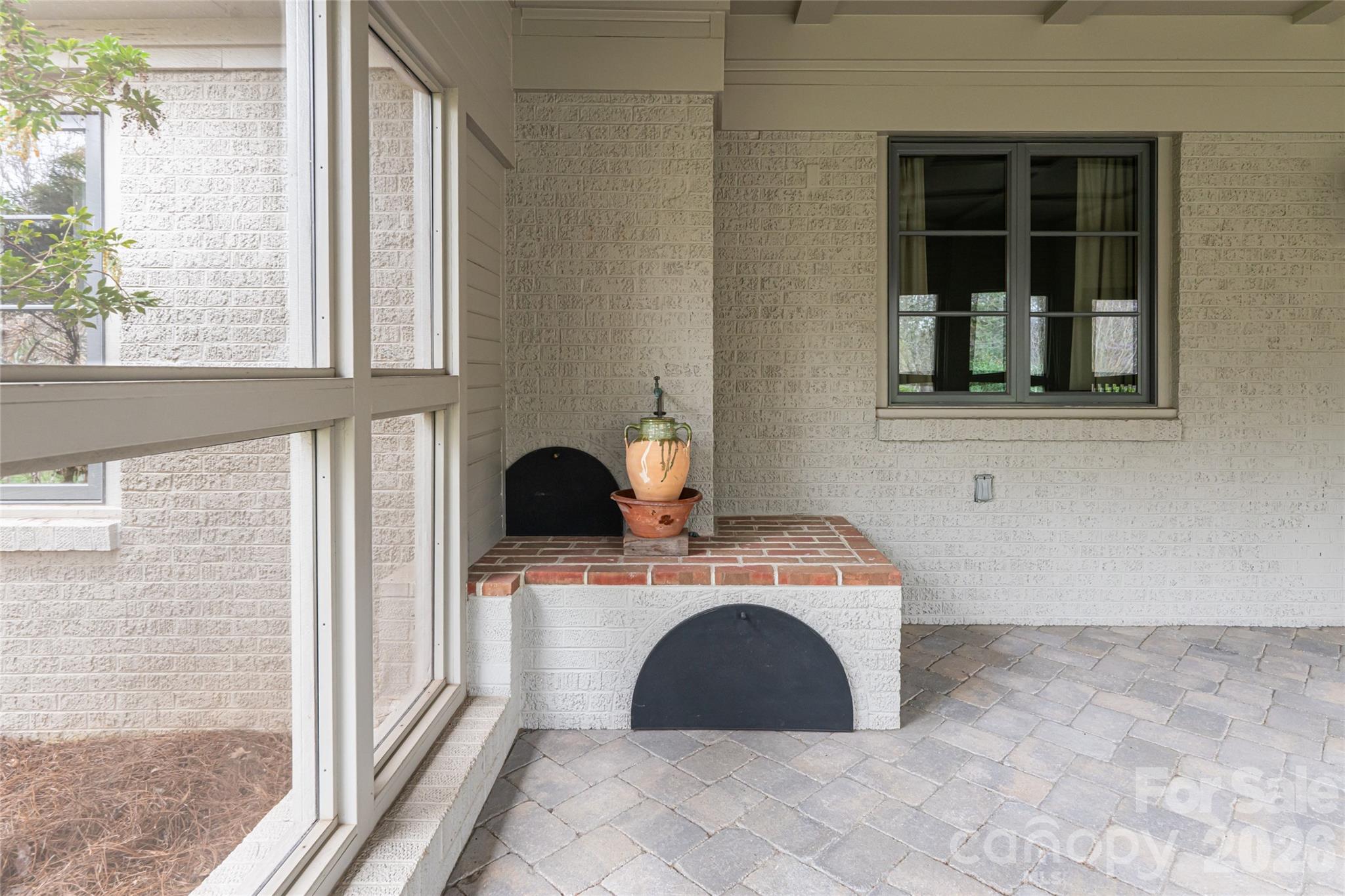 21 Pine Tree Circle — Asheville