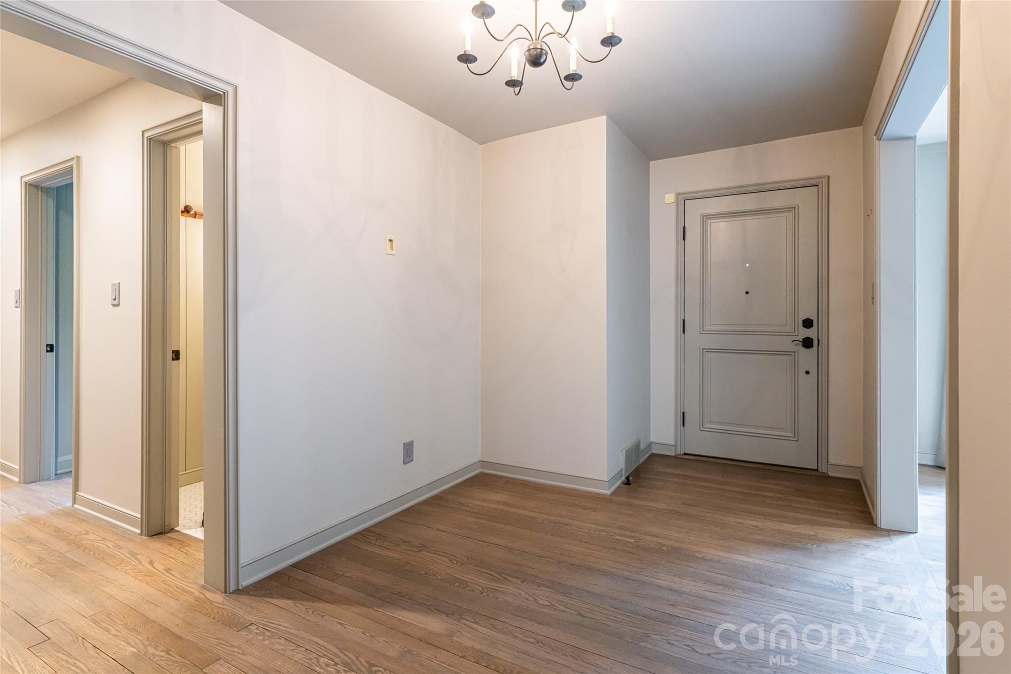 21 Pine Tree Circle — Asheville