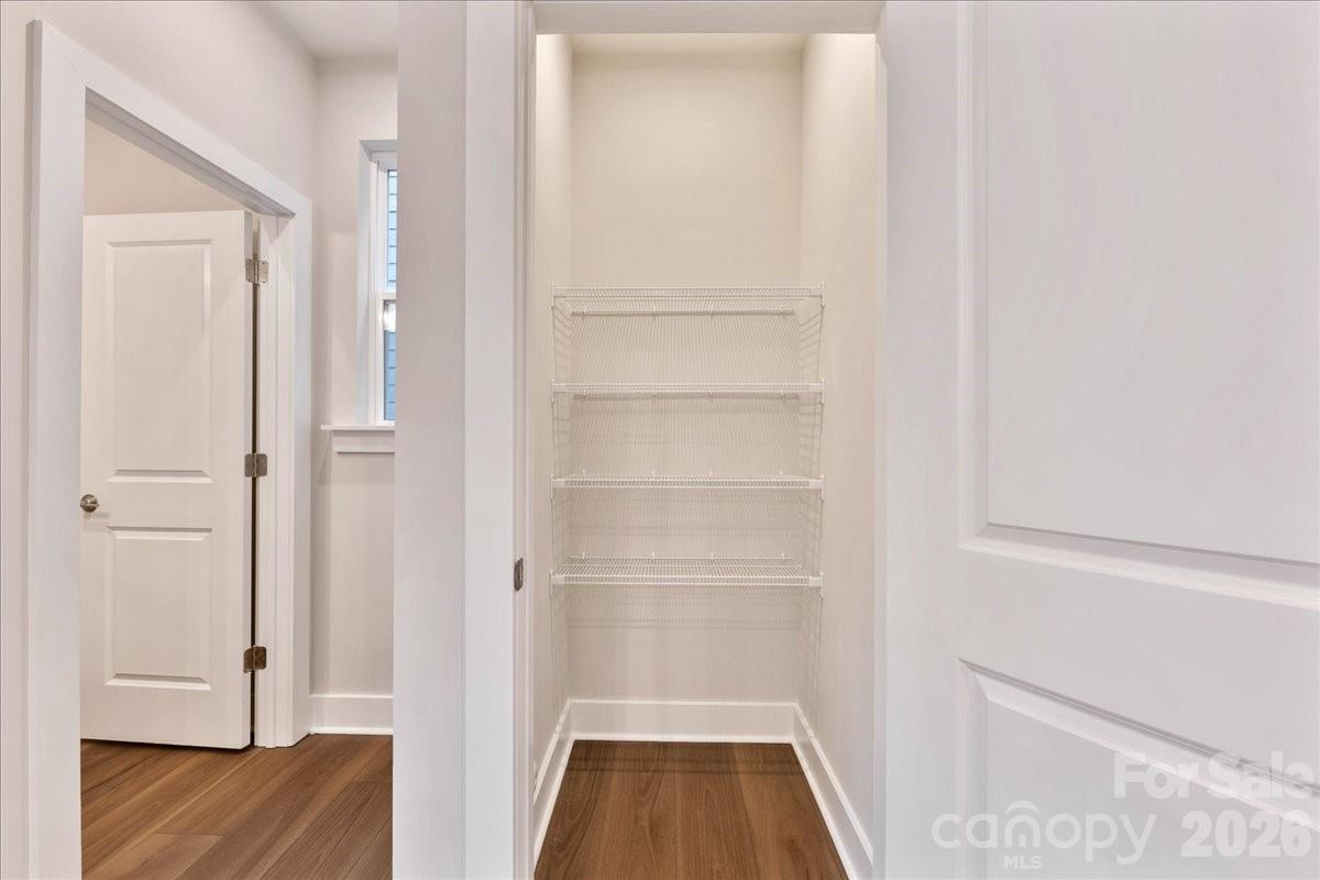 6016 Pivot Court — Charlotte