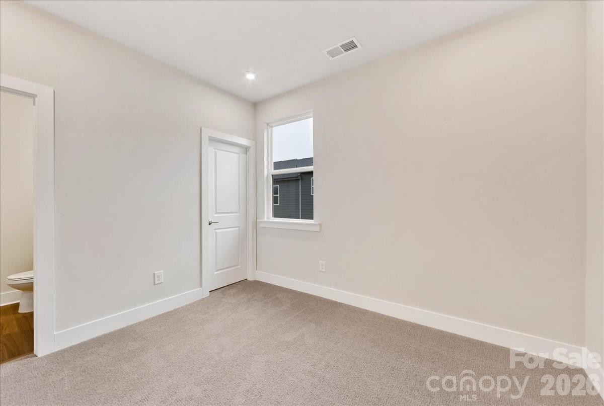 6016 Pivot Court — Charlotte