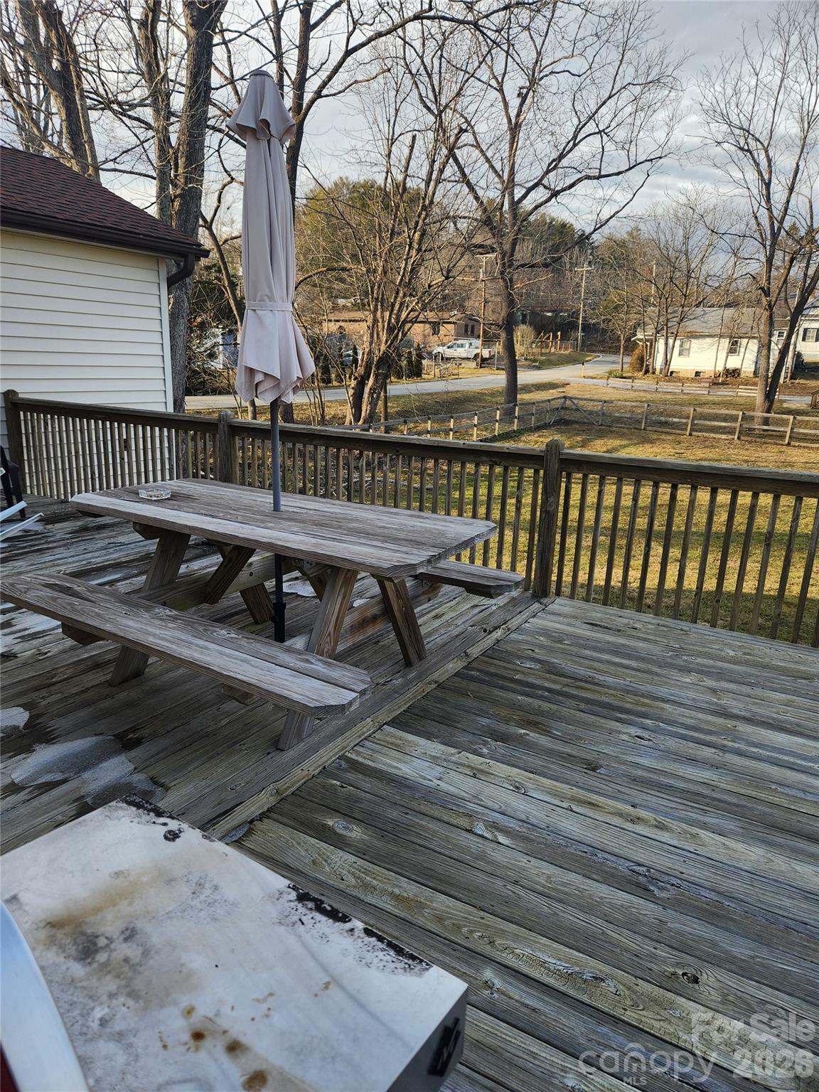 110 E Price Street — Hendersonville