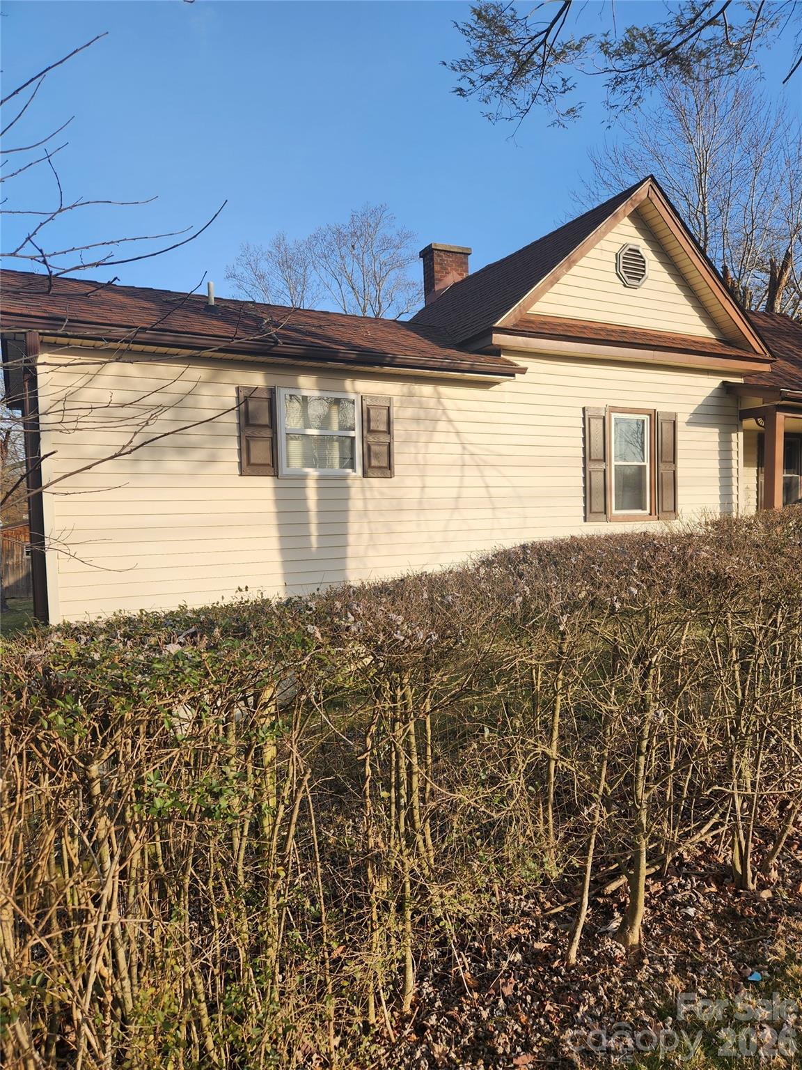 110 E Price Street — Hendersonville