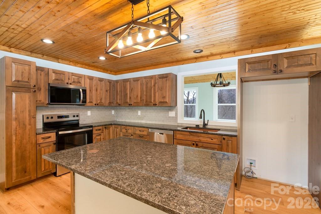 175 Trinity Drive — Sylva