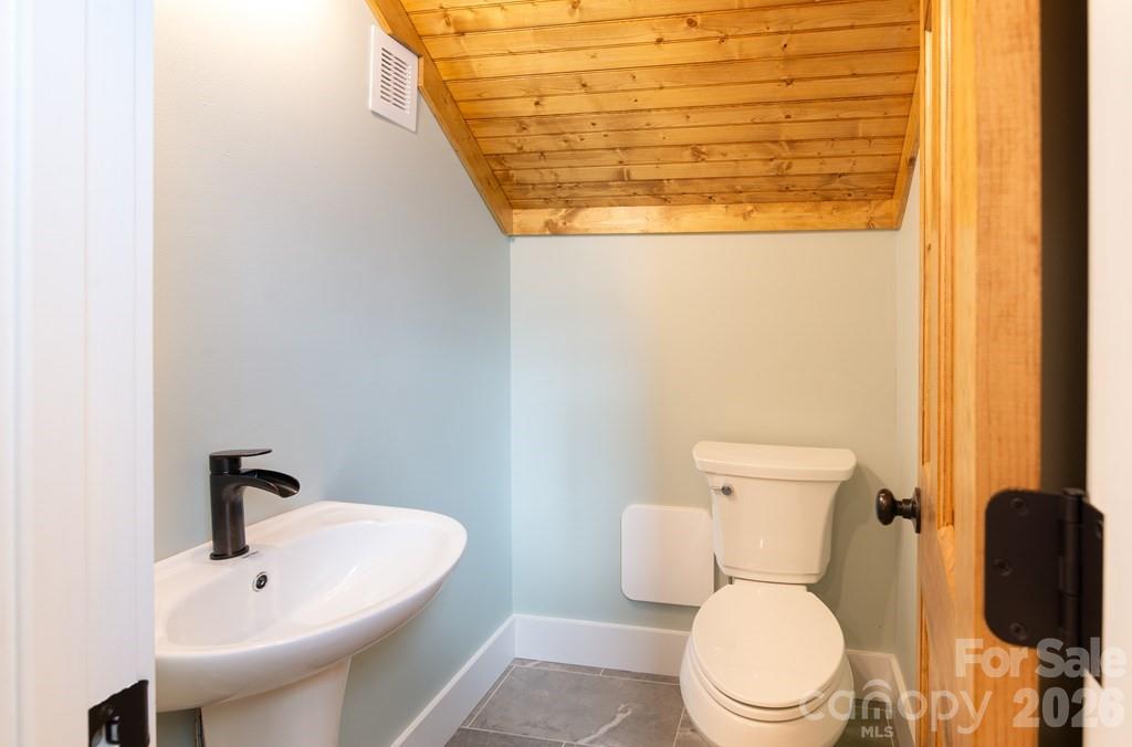 175 Trinity Drive — Sylva
