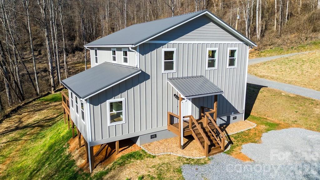 175 Trinity Drive — Sylva