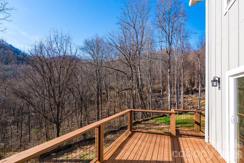 175 Trinity Drive — Sylva