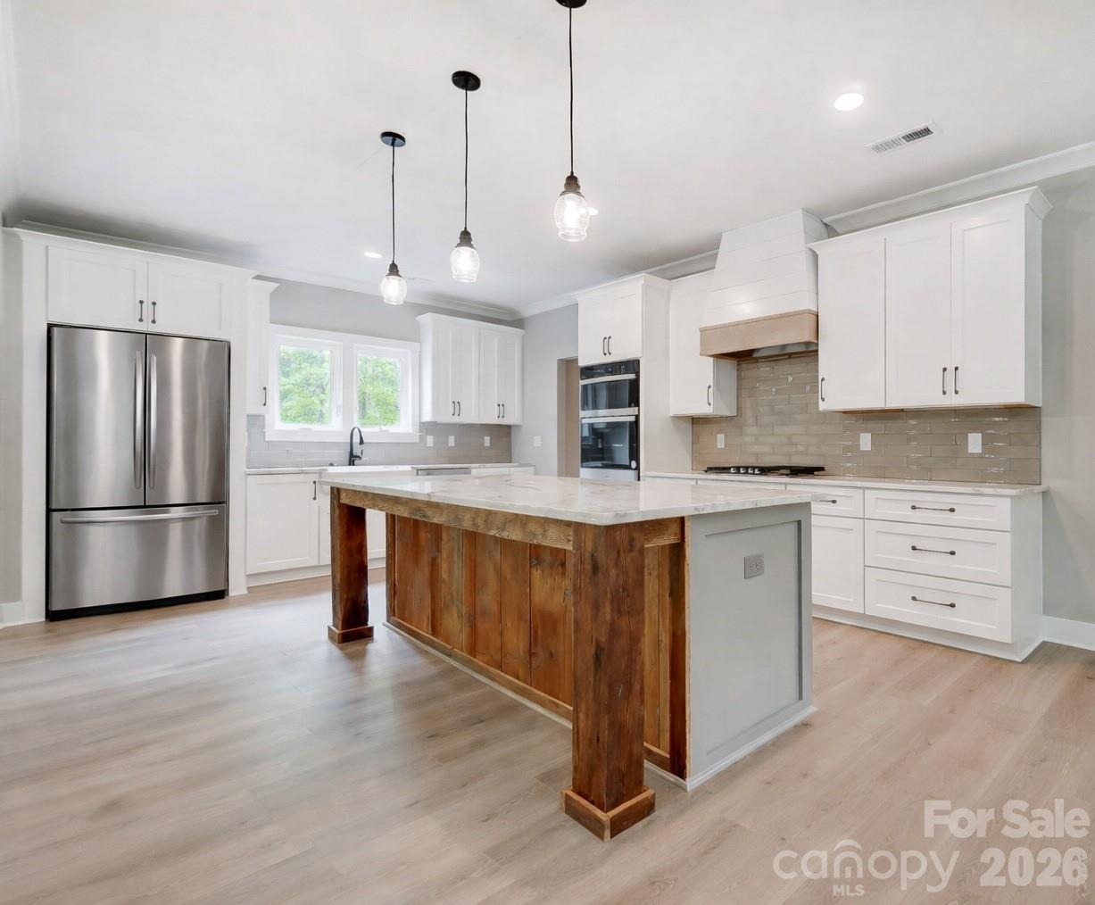 2592 Moon Creek Lane #22 — Clover