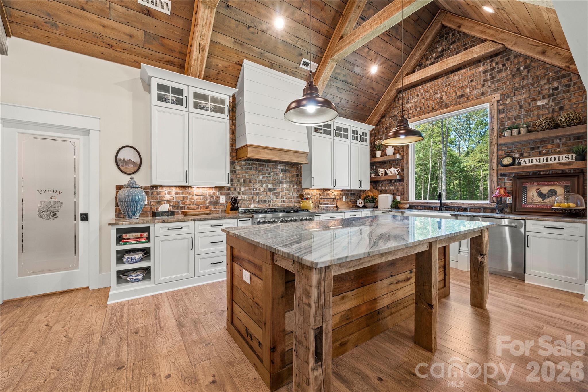 2592 Moon Creek Lane #22 — Clover