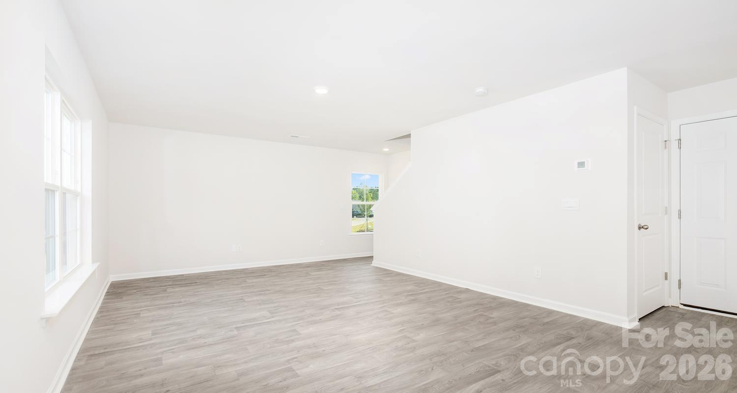 297 Lantanna Avenue #10 — Lexington