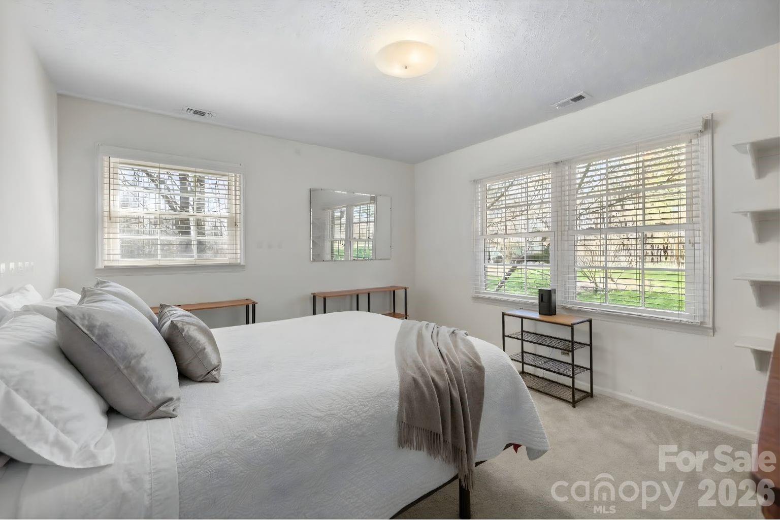 3039 Longwood Drive — Shelby
