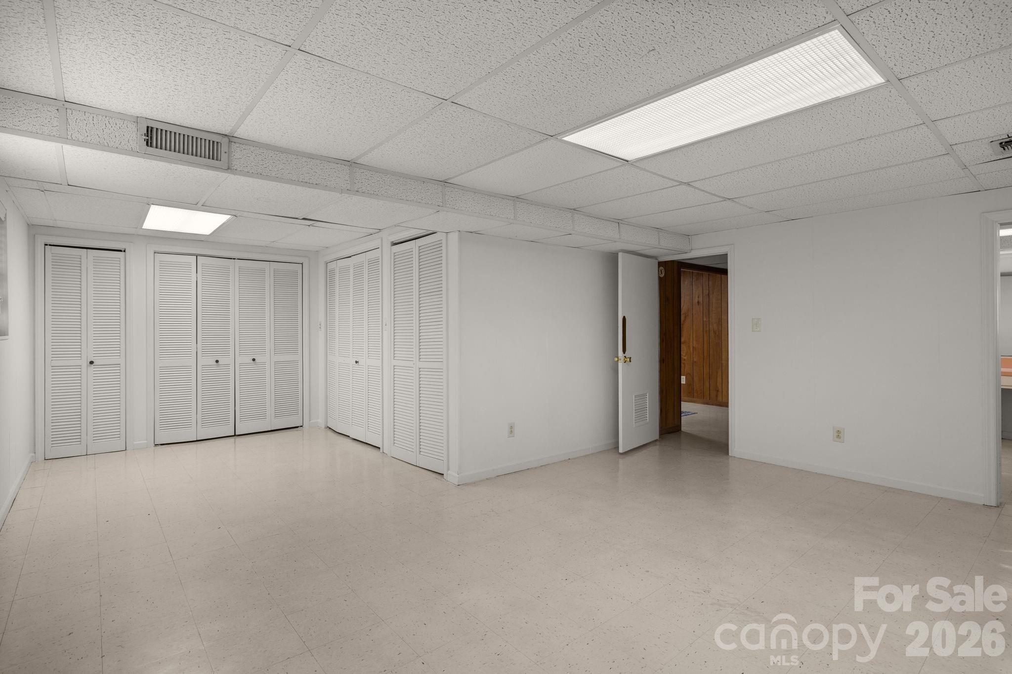 3039 Longwood Drive — Shelby