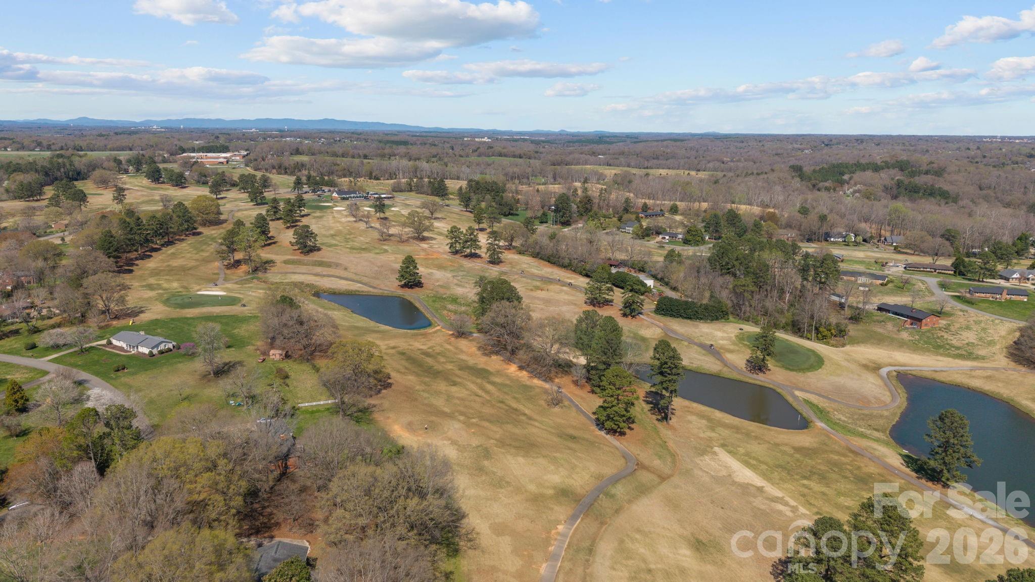 3039 Longwood Drive — Shelby