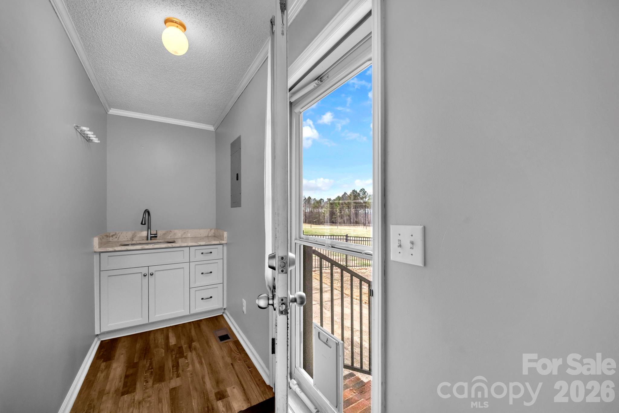 7812 Hwy 742 Highway — Marshville