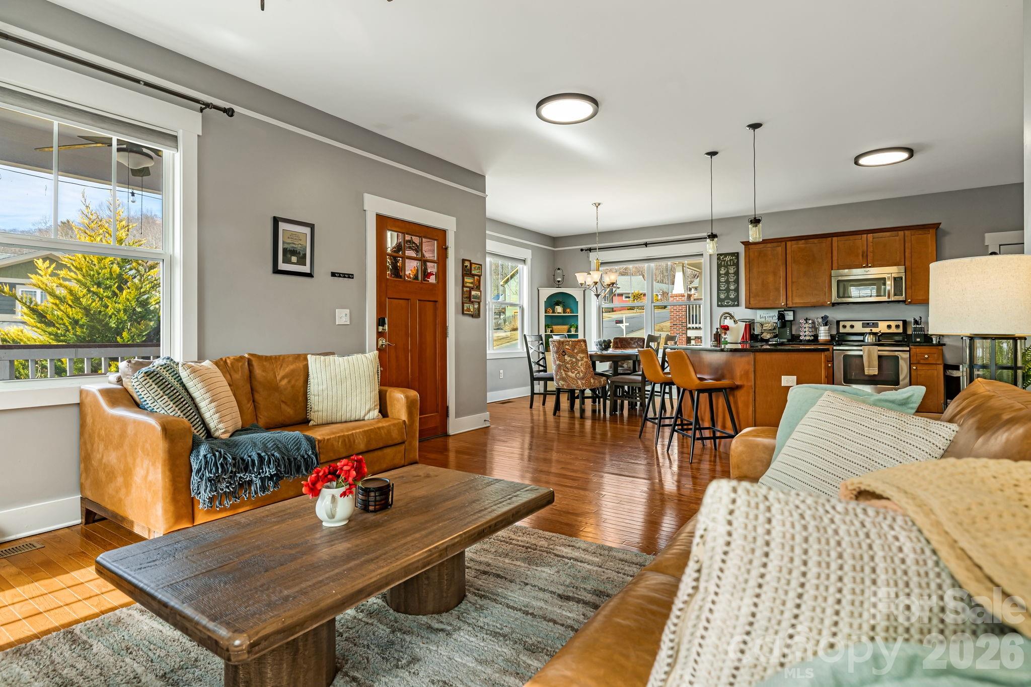 17 Byrdcliffe Lane — Asheville