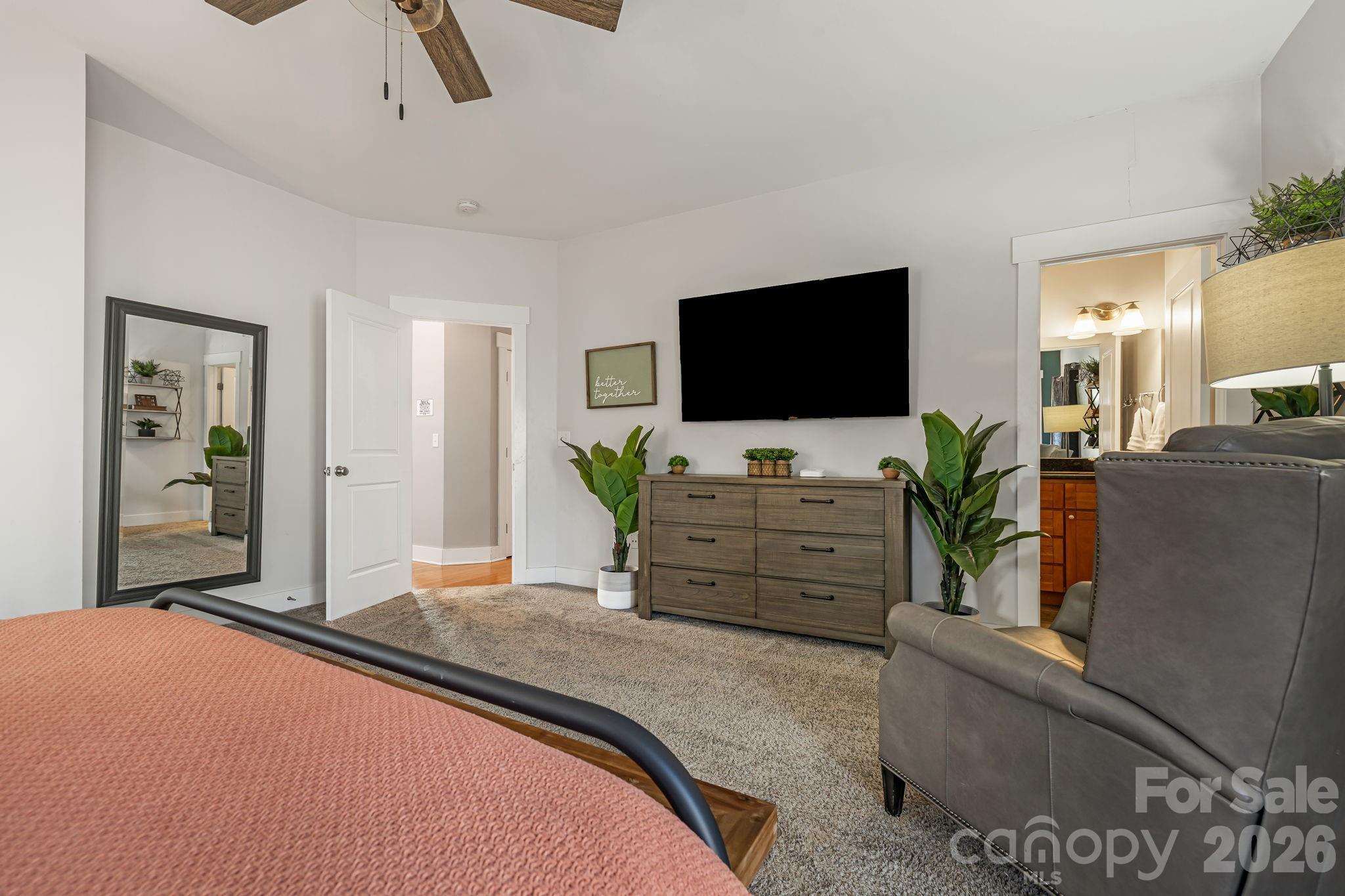 17 Byrdcliffe Lane — Asheville